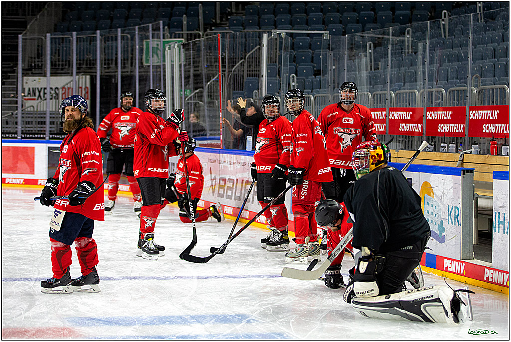 PENNY DEL; Koelner Haie- Red BUll Muenchen Sponsorenspiel; Koeln, 08.11.2022